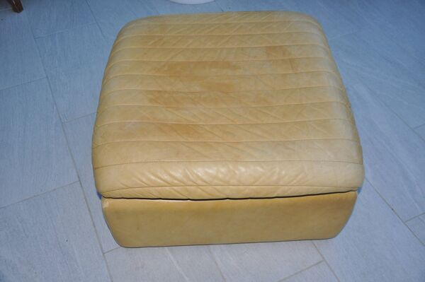 Pouf en cuir Roche Bobois , années 70