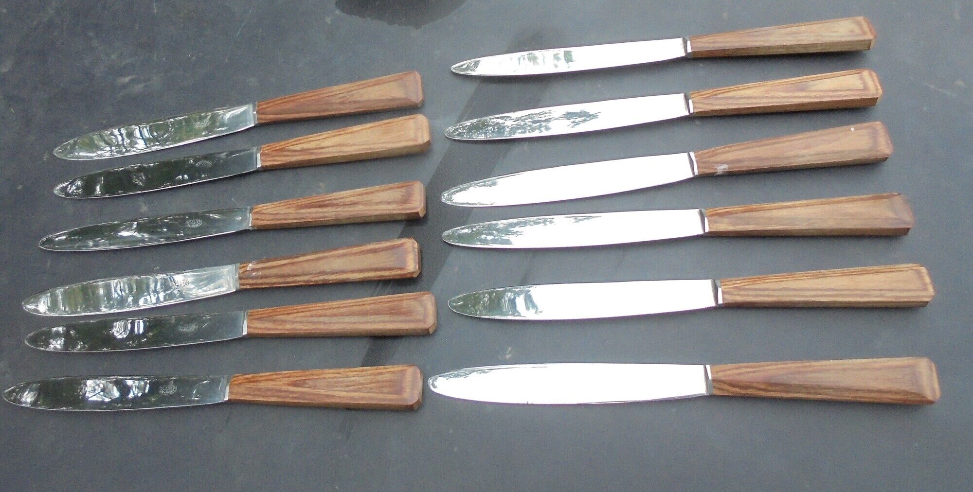 12 table knives vintage handle wood (rosewood) stainless steel blades