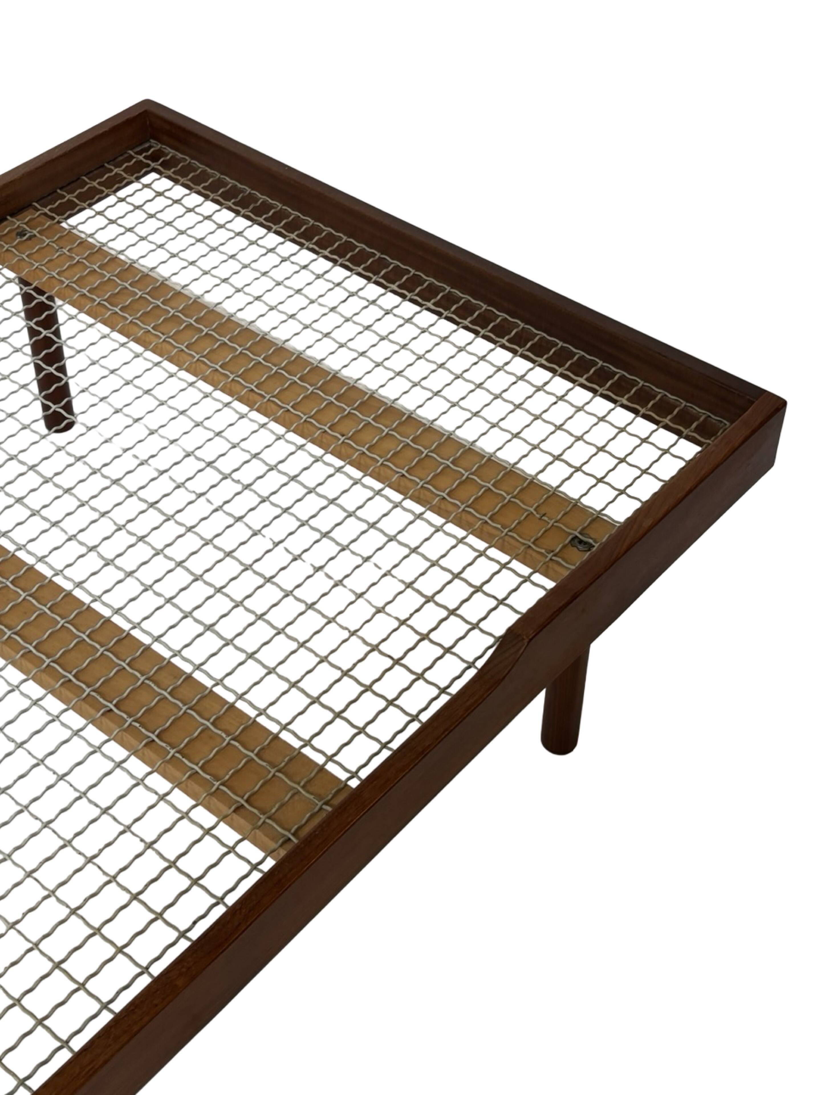 Vintage daybed minimalist design in Teak 1960s