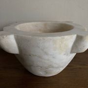 19th-century neo-classical mortar in XXL white marble