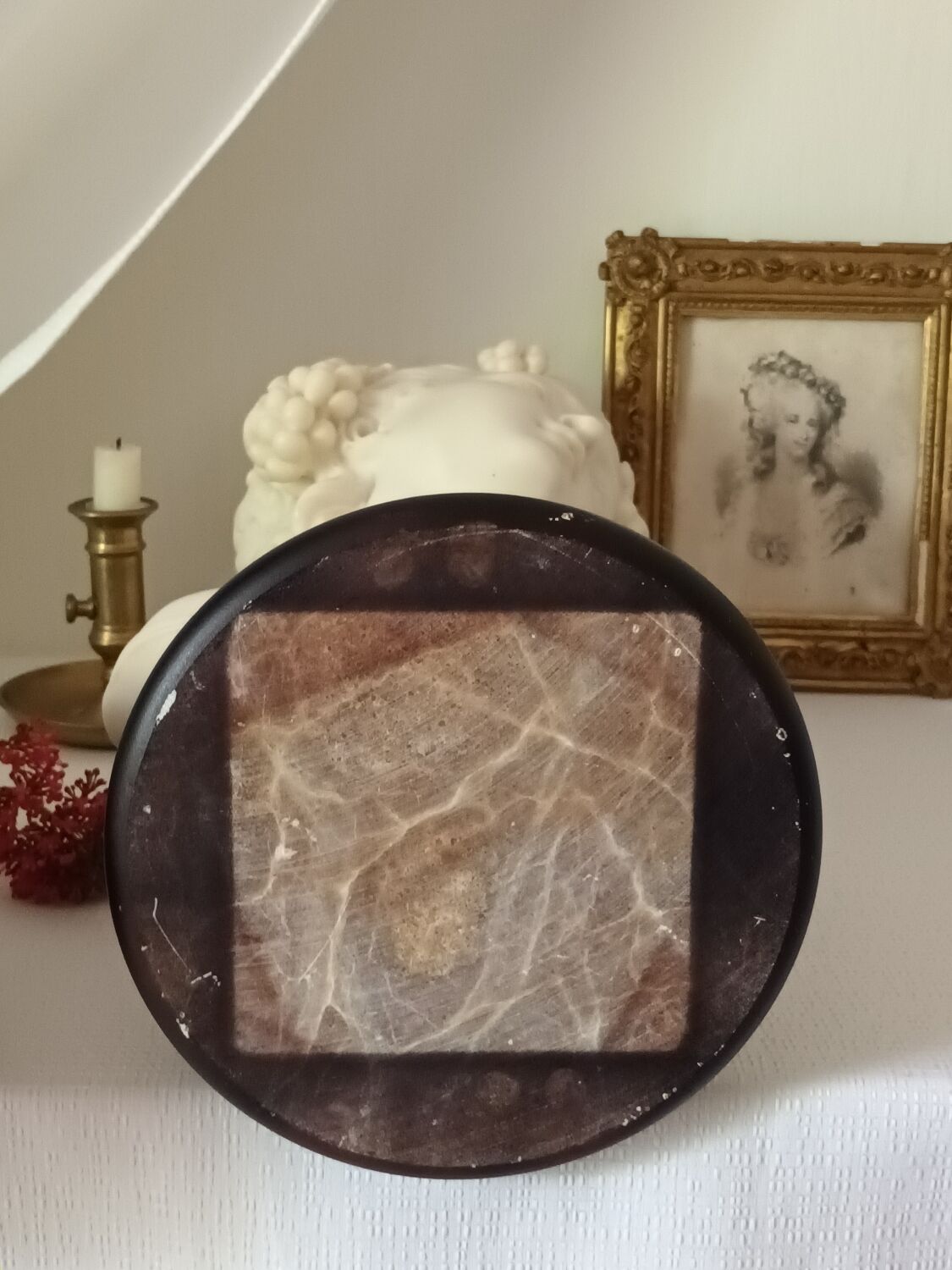 Bust young girl resin and marble XXth