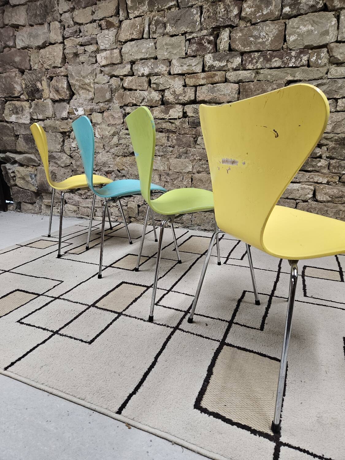 Set of 4 Serie 7 chairs by Arne Jacobsen, Fritz Hansen