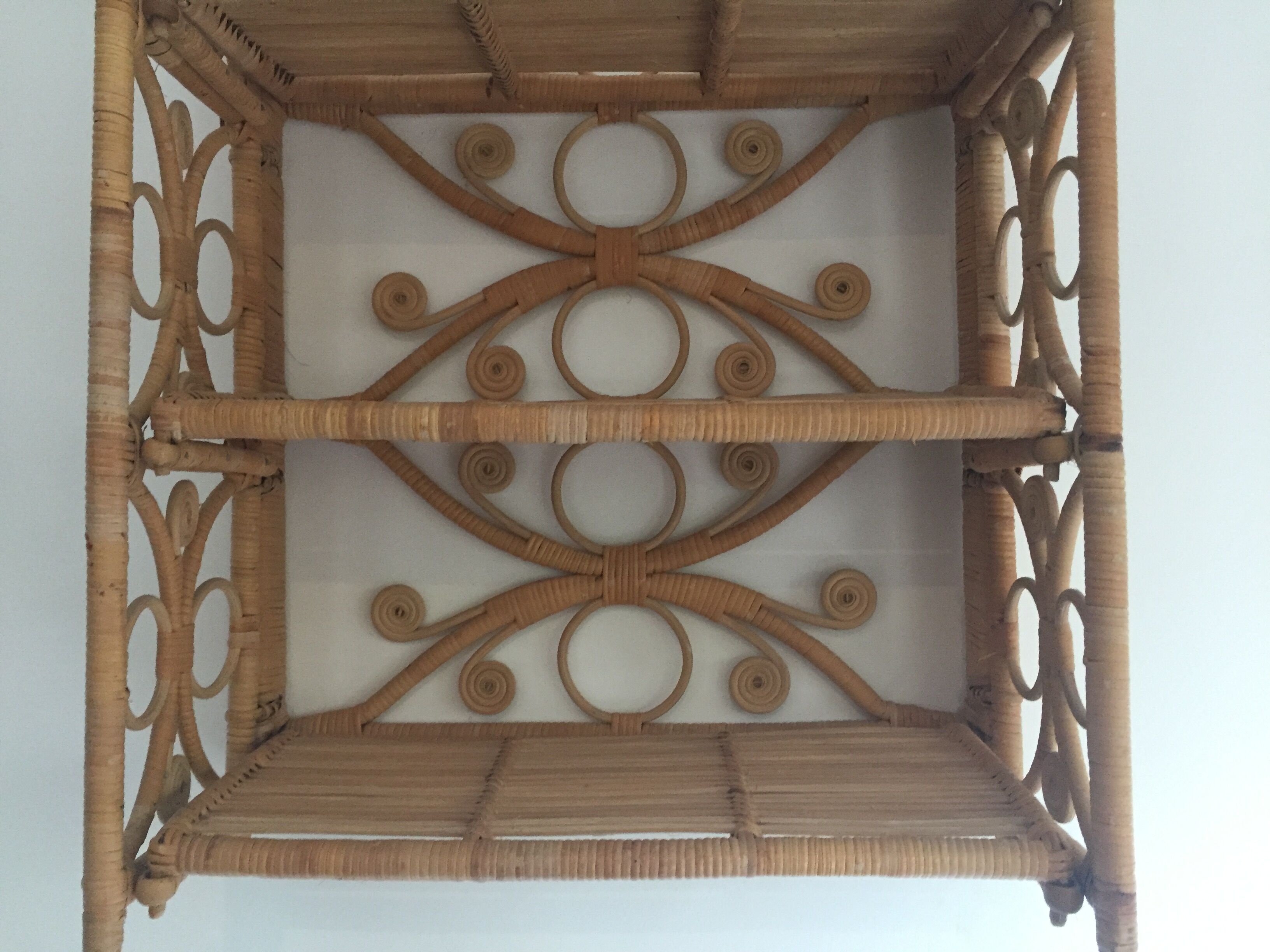 Etagere rotin peacock vintage