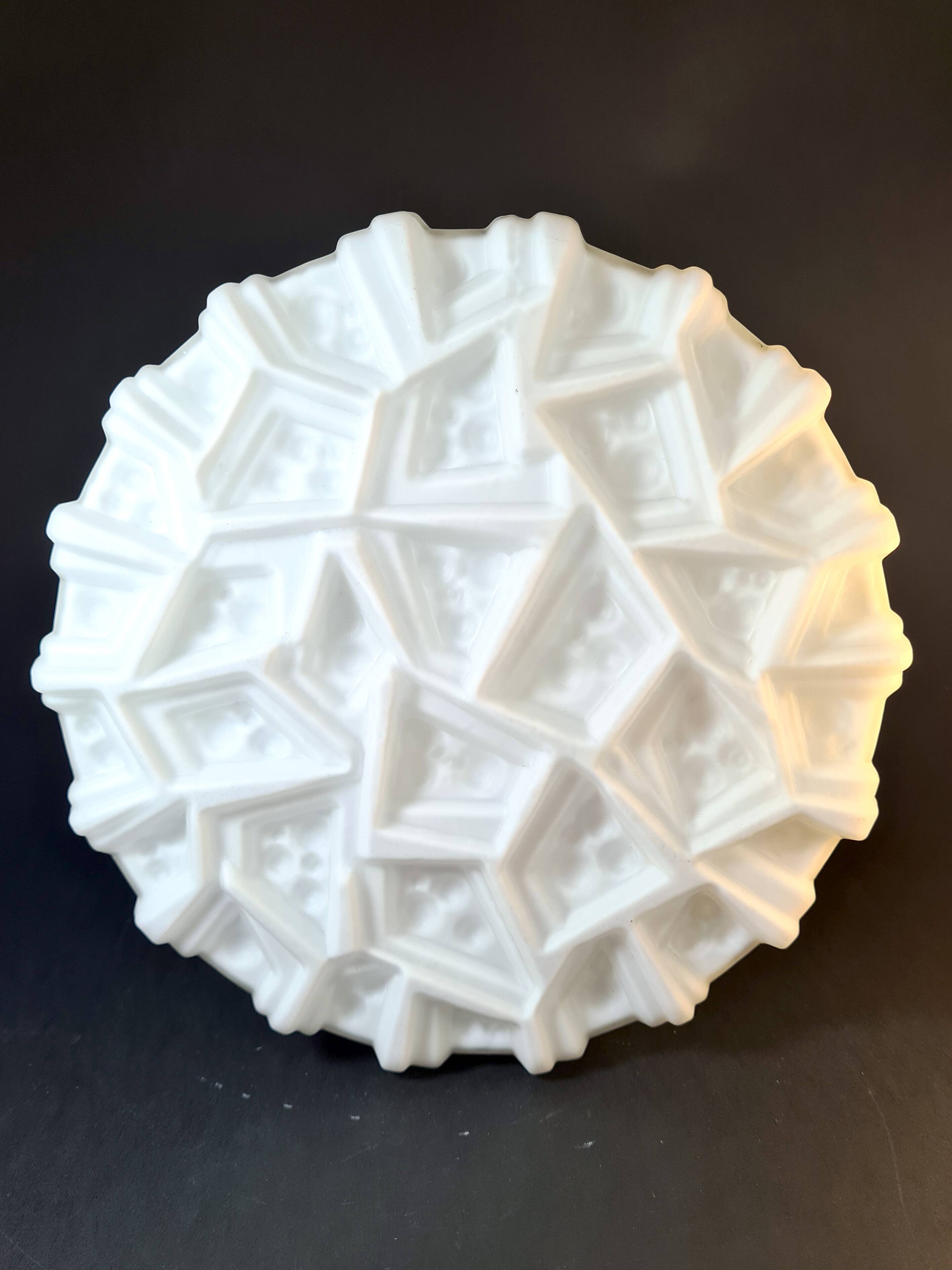 Peill & Putzler Sixties Wall Light in White Opaline – Geometric Pattern