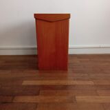 Vintage sofa tip in blond wood