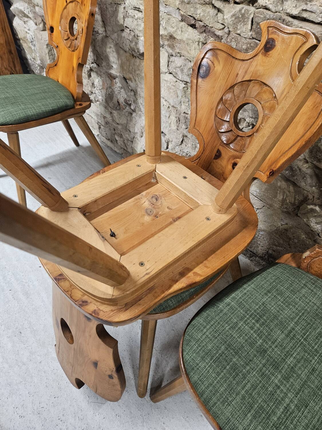Lot 4 chaises auberge bistrot 1970"