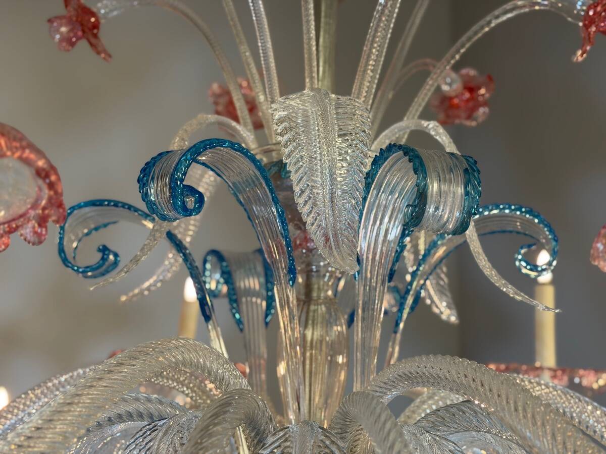 Grand Venetian chandelier in multicoloured Murano glass, circa 1920.