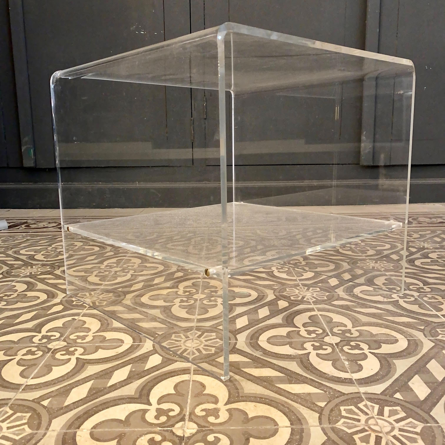 Pair of sofa pieces in plexiglass 1970/1980