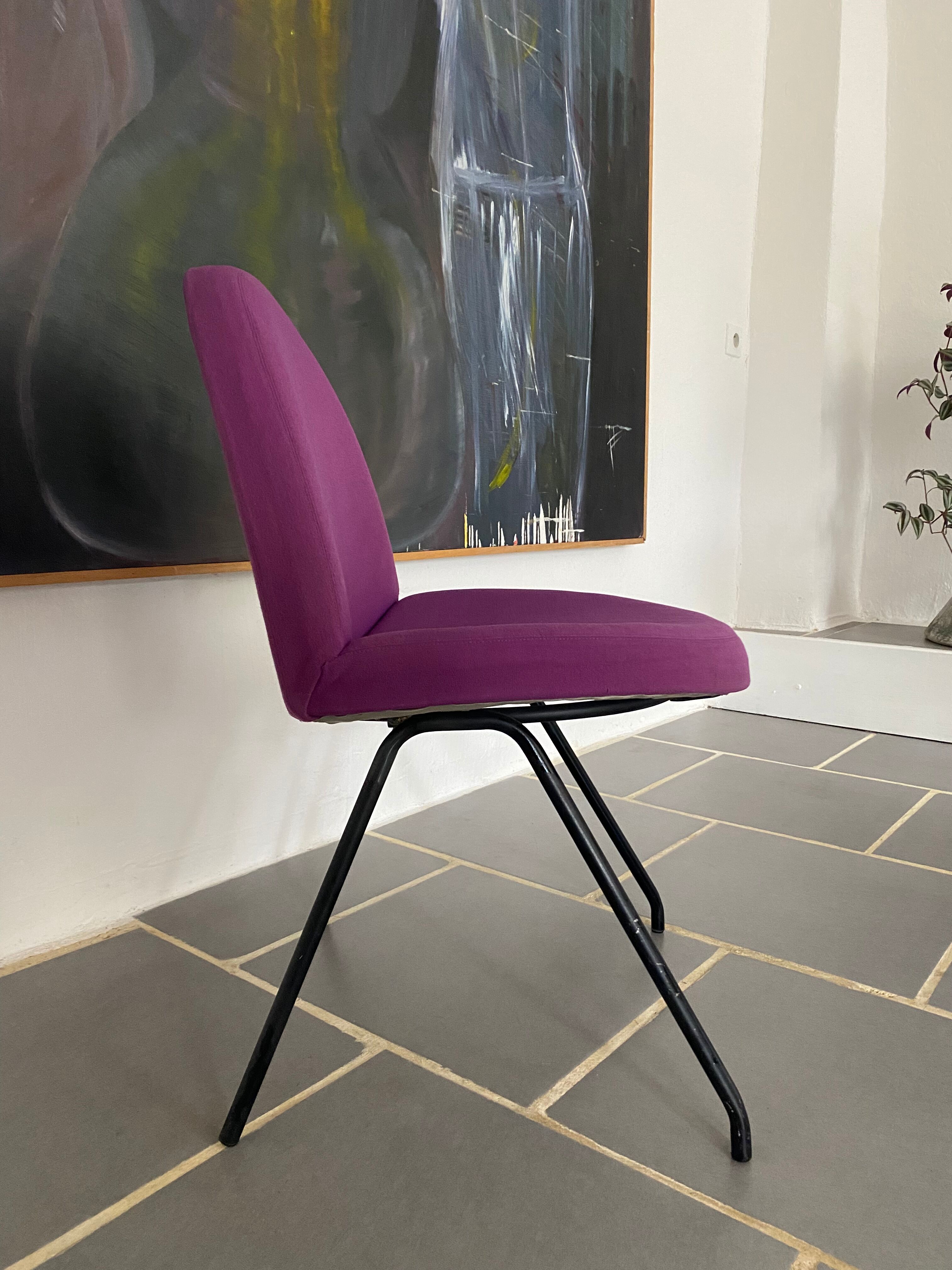 Chaise 771 Joseph André Motte pour Steiner
