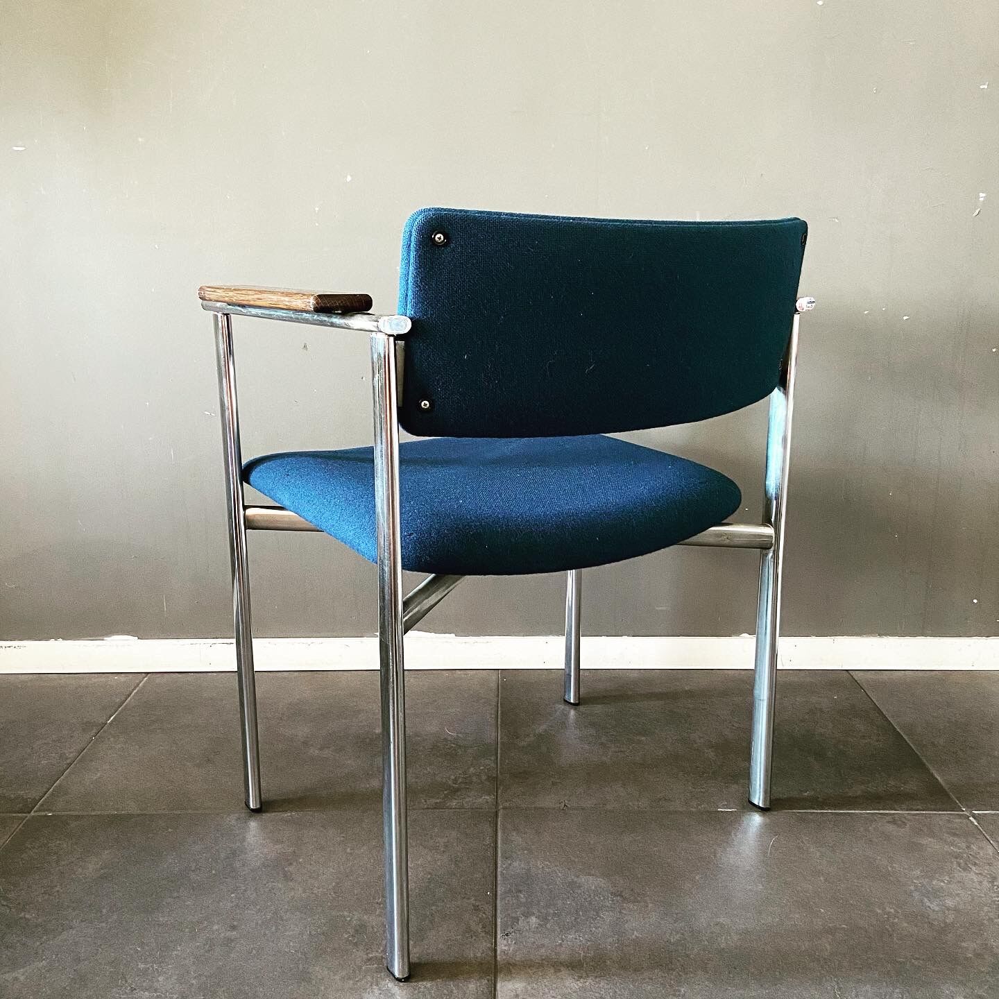 Tubular steel armchair Kiki by Ilmari Tapiovaara for Merva Finland 1960