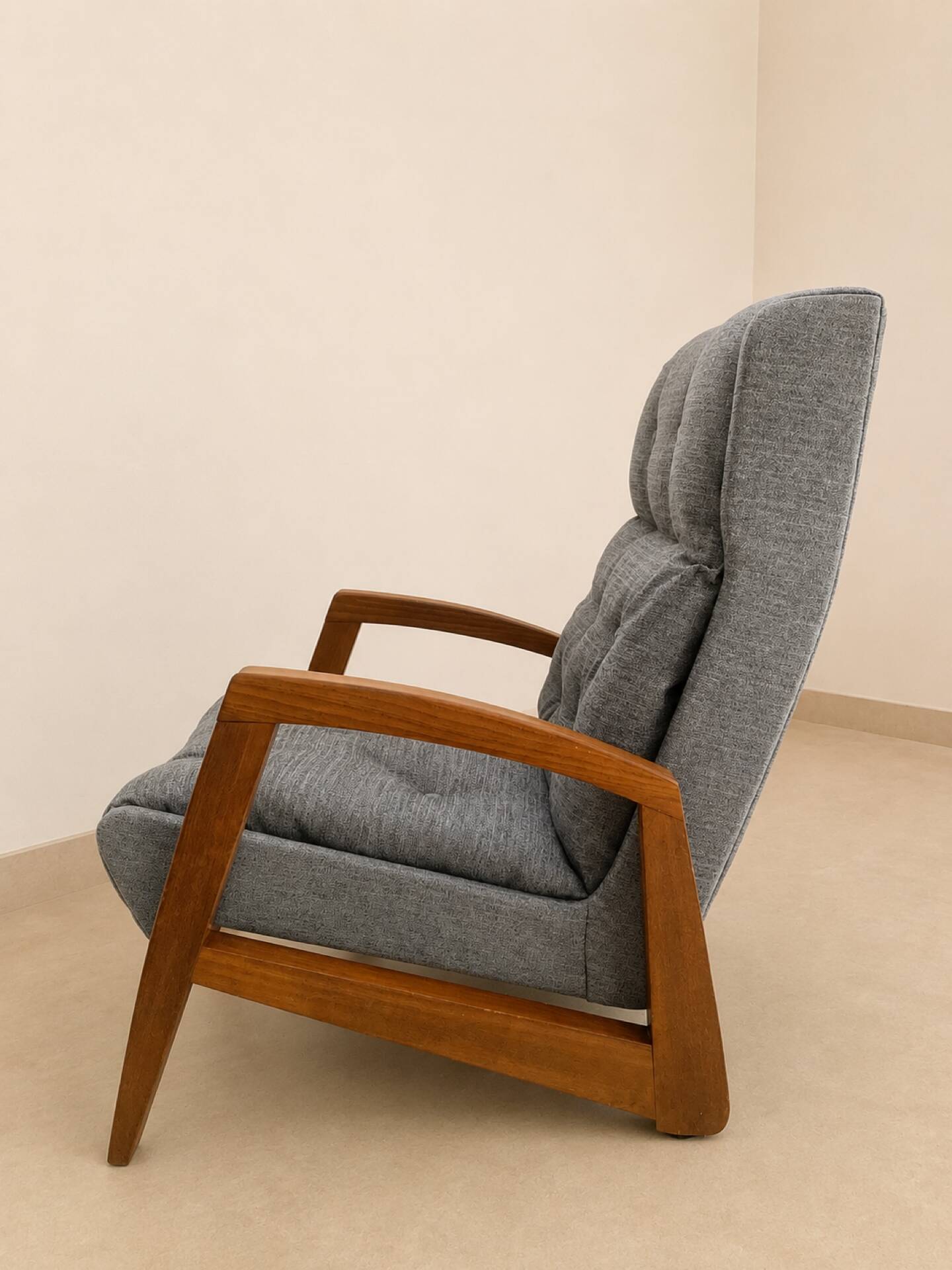 Paire de fauteuils de René-Jean Caillette, années 50