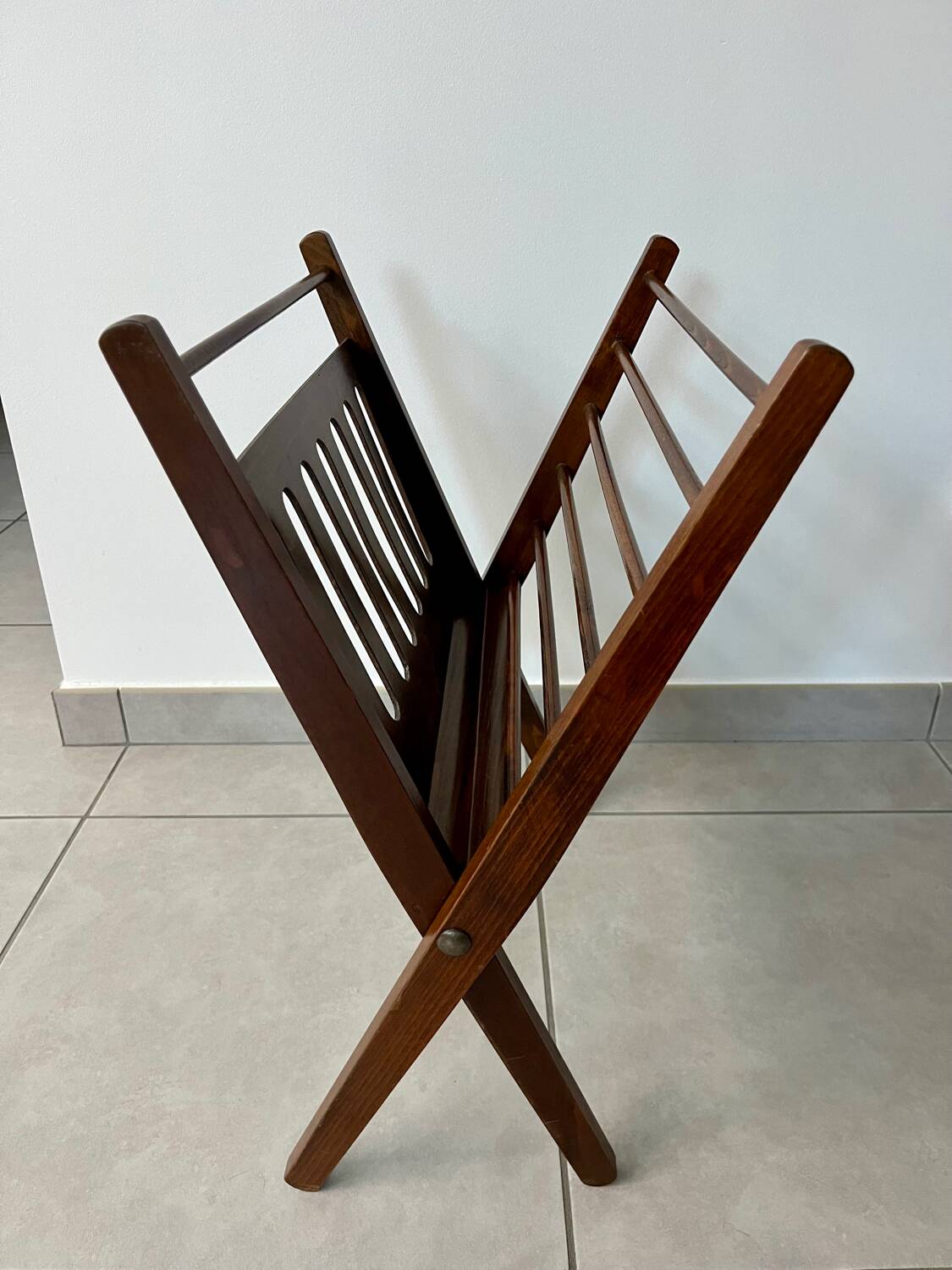 Vintage Cees Braakman magazine rack