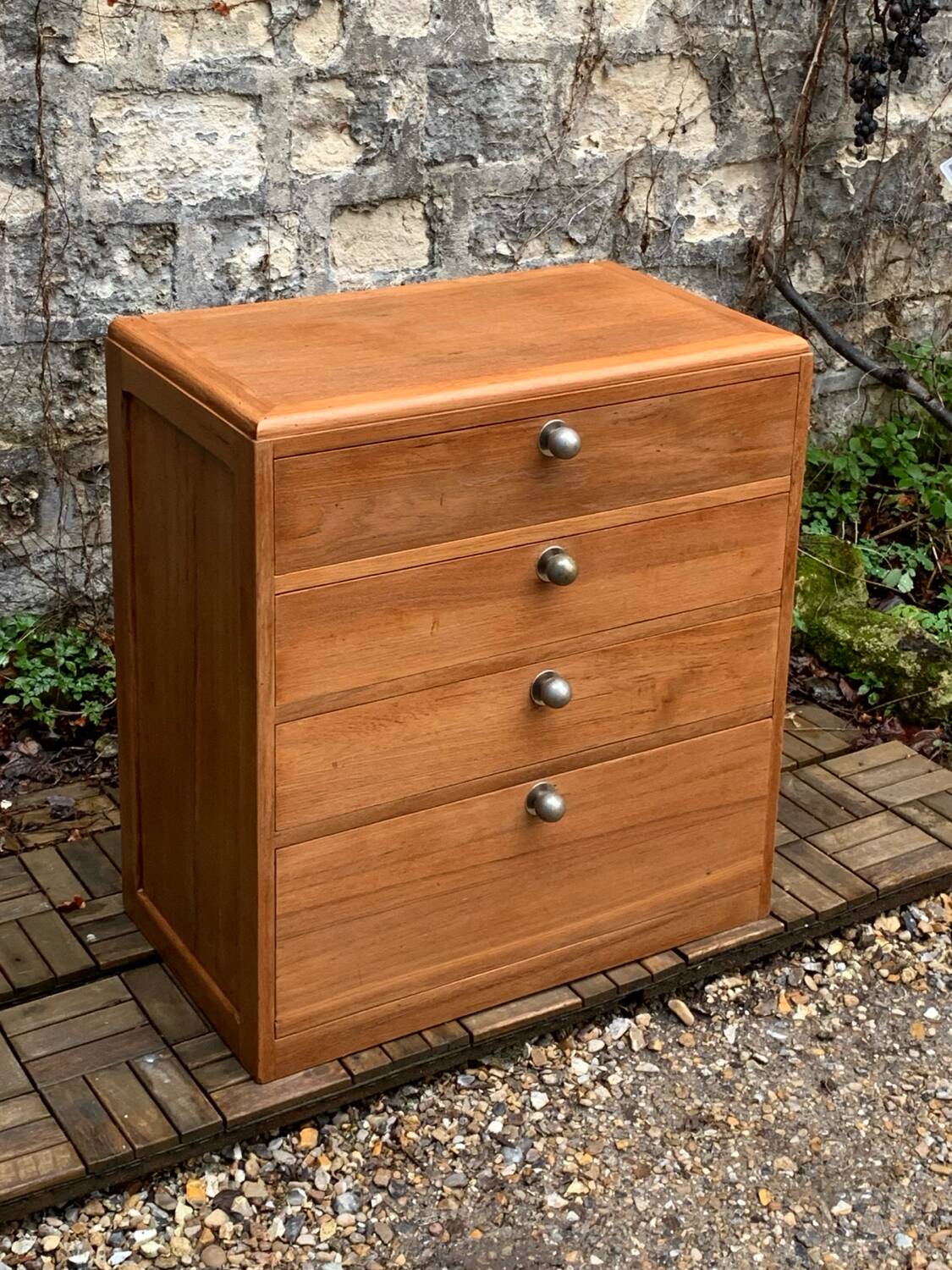Vintage chest of drawers in solid raw wood from 1950