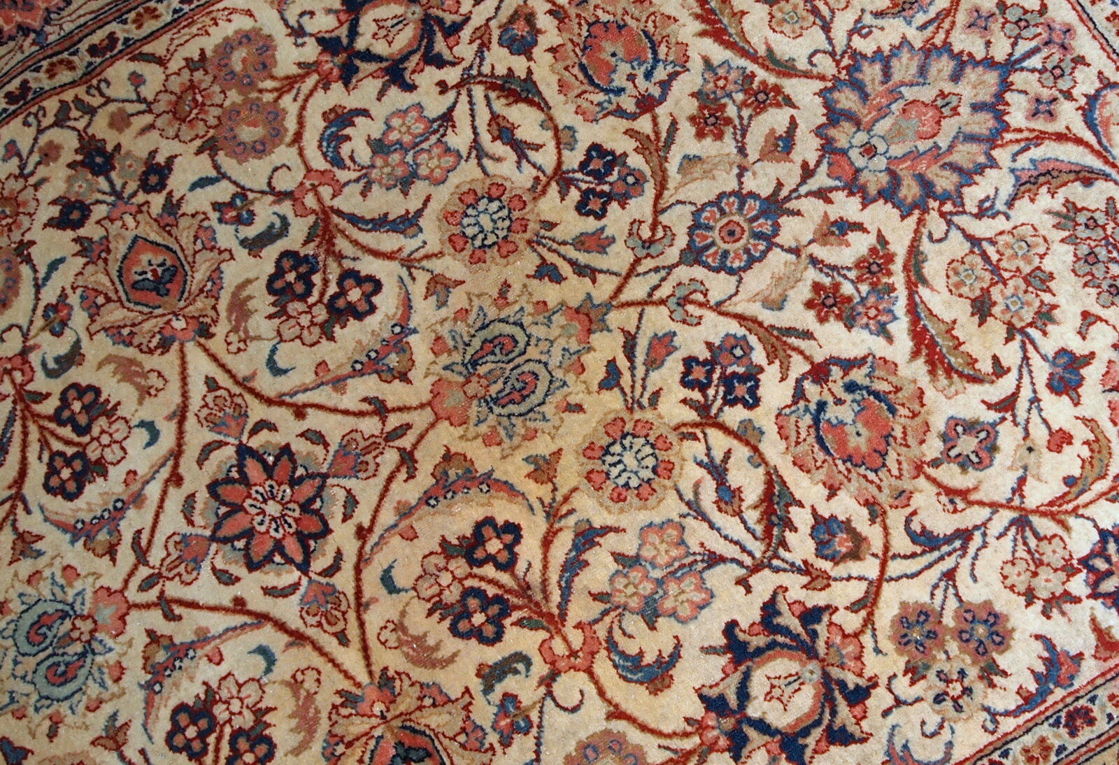 Former carpet Persian Kashaan done hand 125cm x 192cm 1910 s