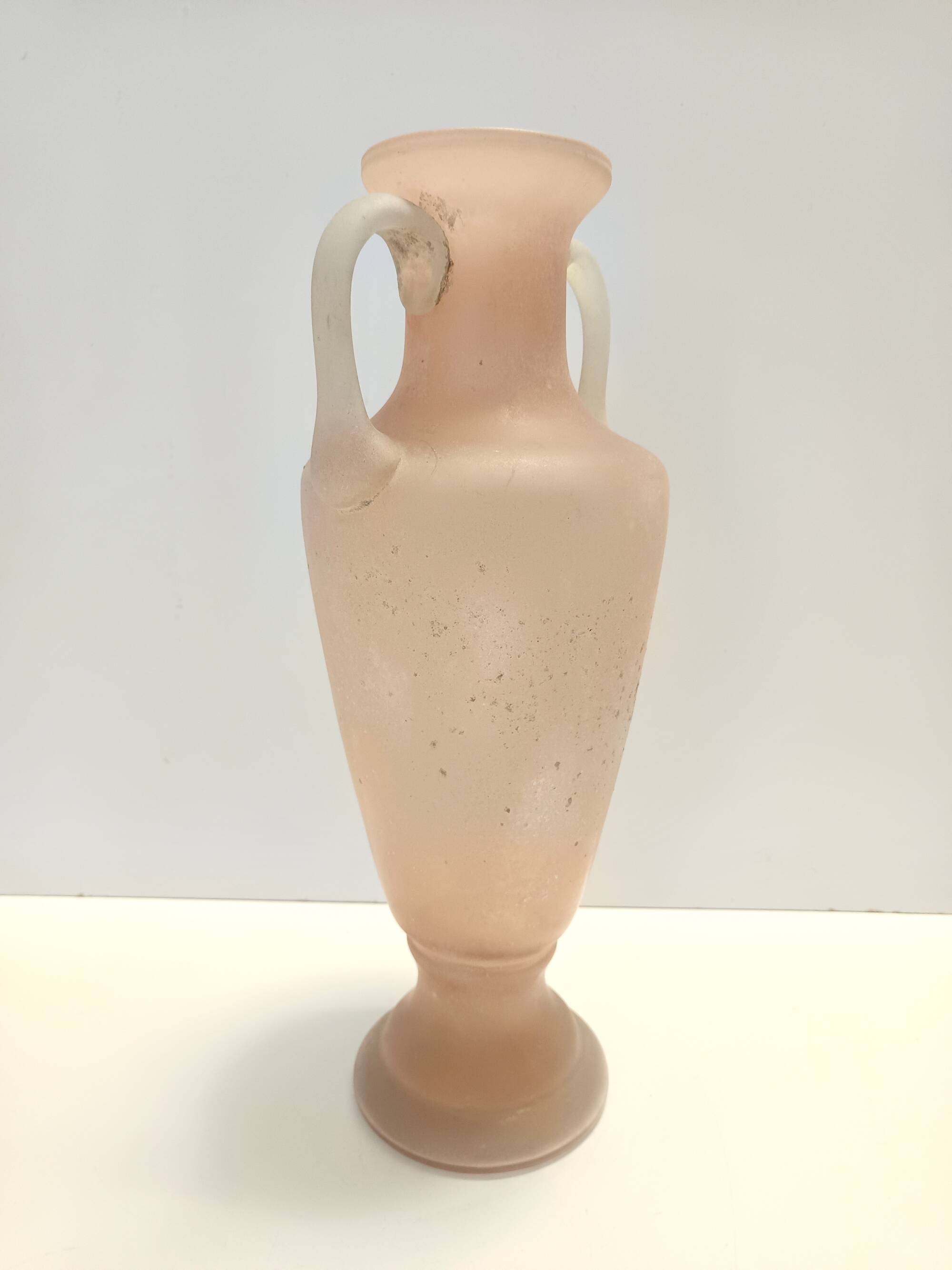 Peach Pink and White Scavo Glass Amphora Vase attr. to Seguso, Italy