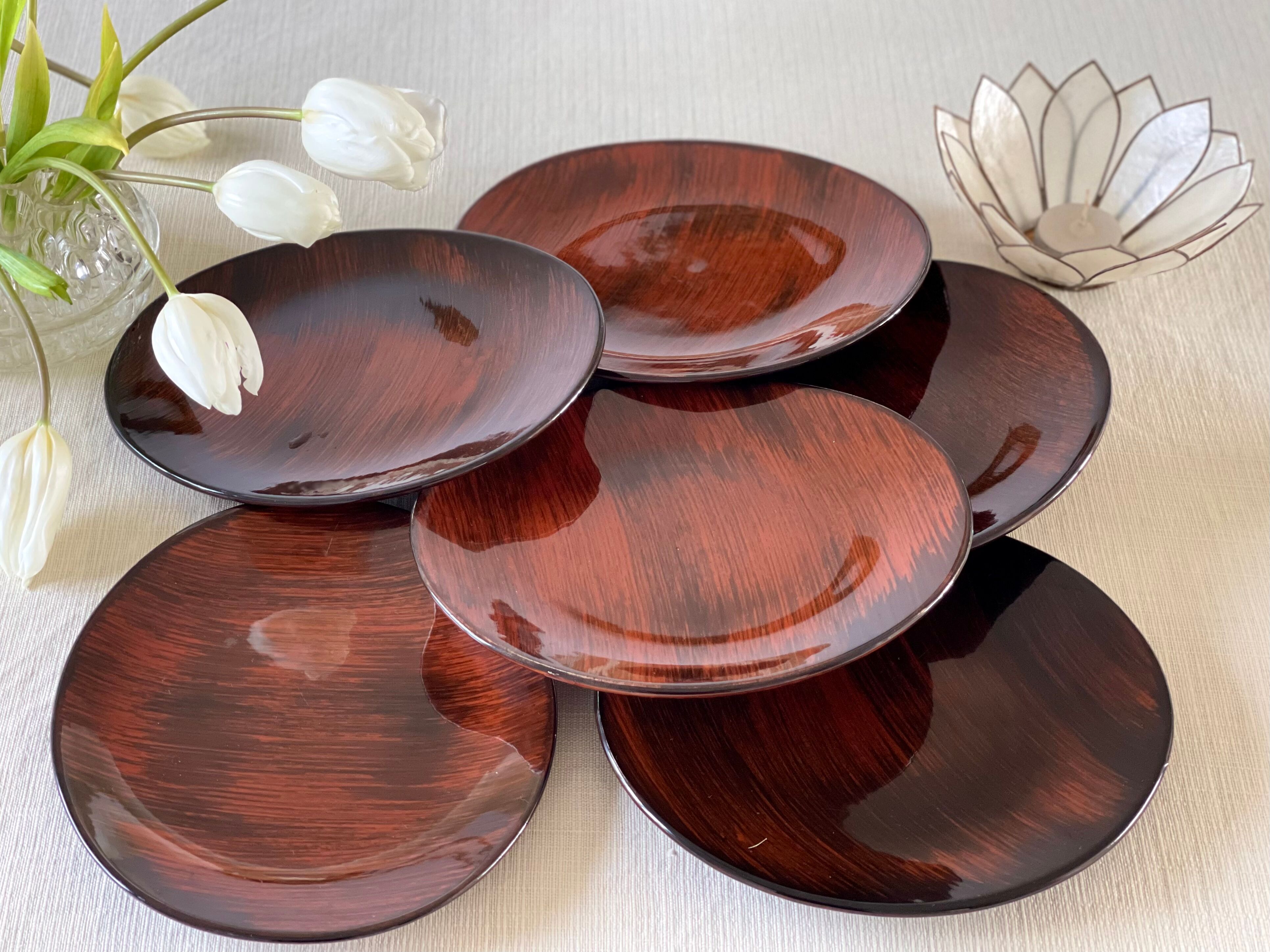 12 assiettes vintage 1970