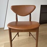 A Set of 5 HOUSE OF FIN JUHL CHAIRS - 108 AND 109 - WALNUT AND LEATHER
