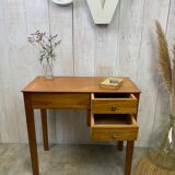 Boarding school desk