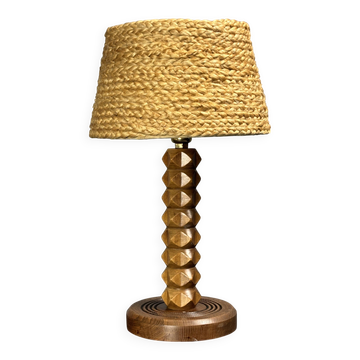 Lampe de table en bois tourné de style Charles Dudouyt, moderne du milieu du siècle, brutaliste.