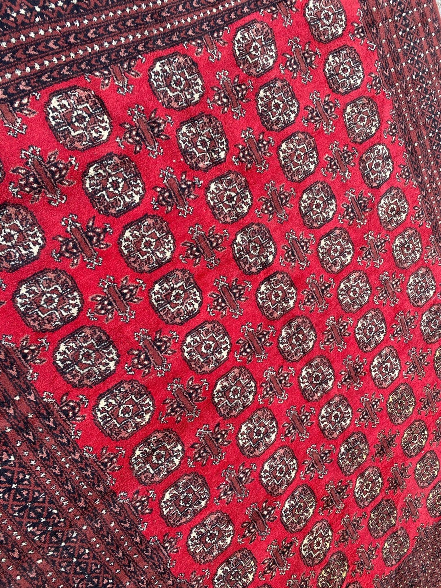 Carpet turkmen pakistan bukhara 195x216 cm