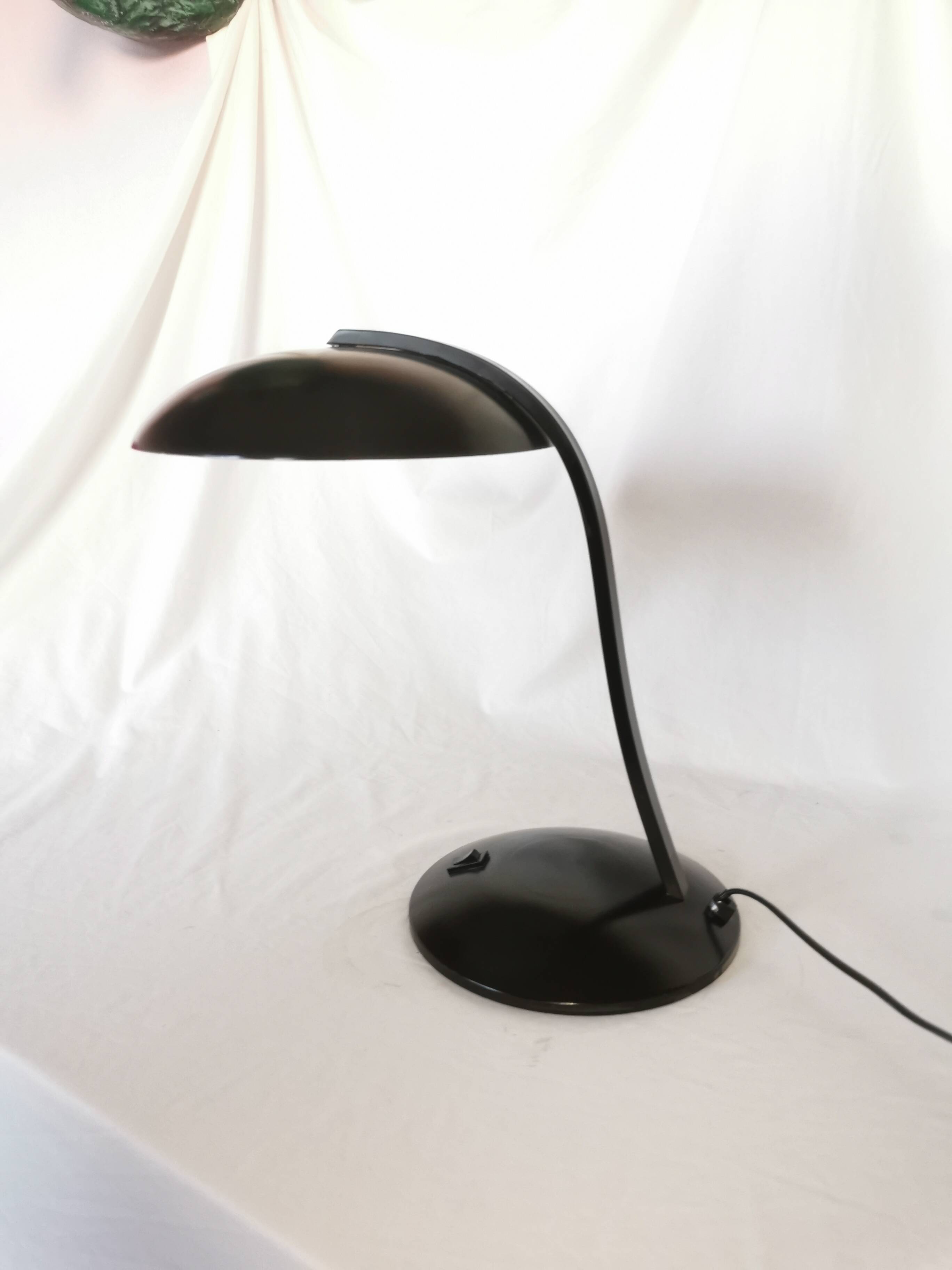 Mushroom lamp in black lacquered steel model Z290, Veneta Lumi, Italy, 1980