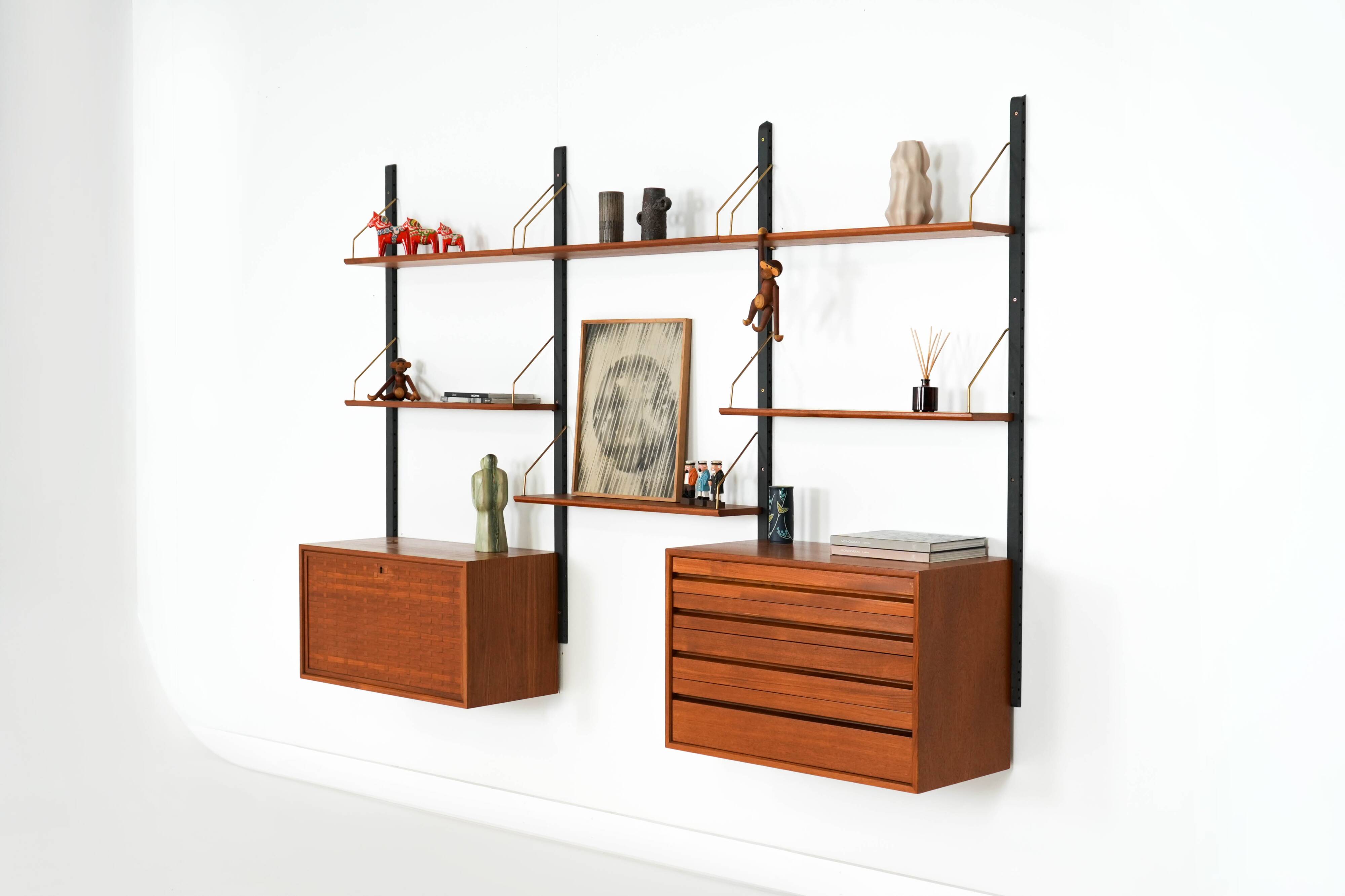Teak modular shelving unit, Danish design, 1960s, designer: Poul Cadovius