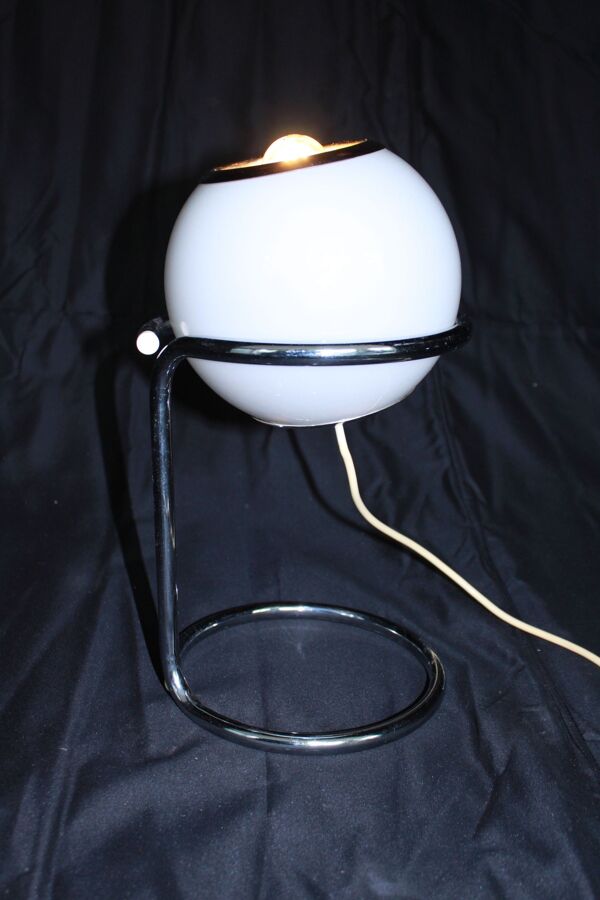 Lampe Vintage Eye Ball Opaline Italie 1970s