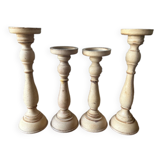 Set of 4 candle holders