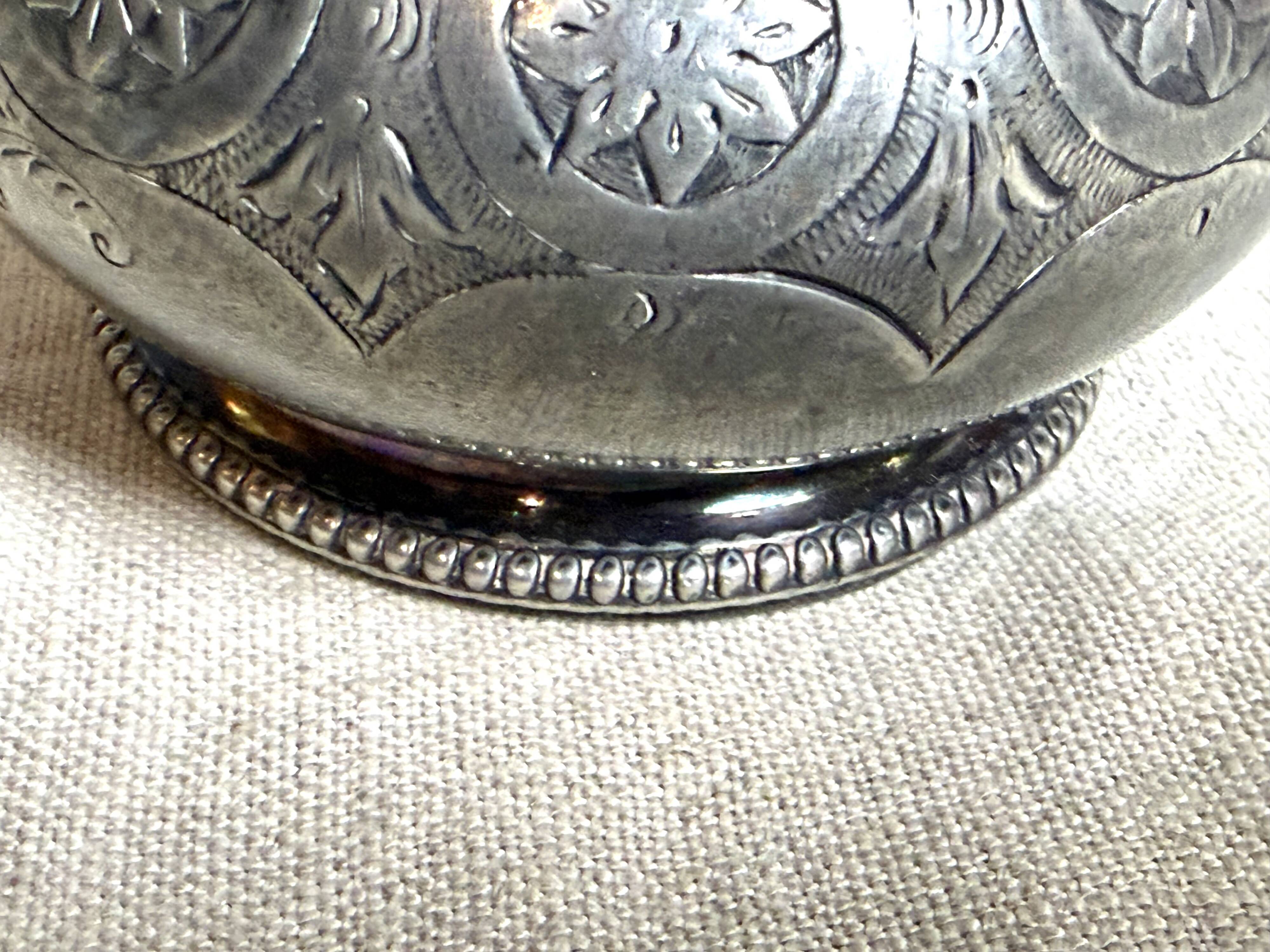 Pot à lait en métal argenté, 1870