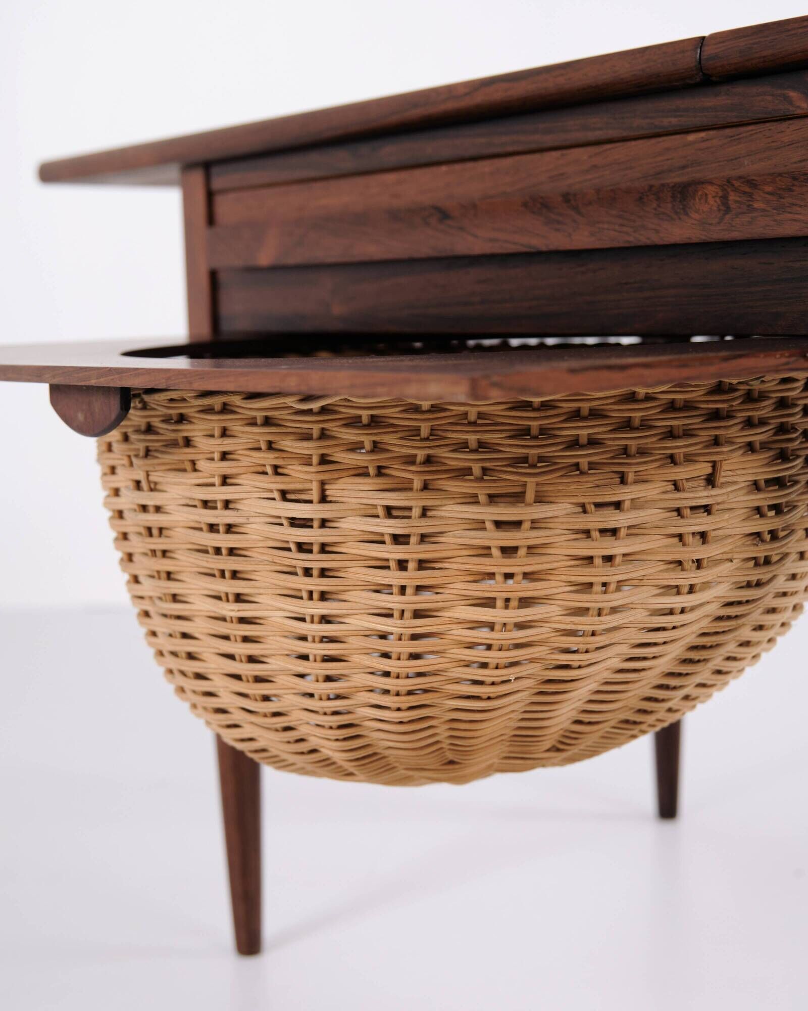 Foldable sewing table with drawer - Rosewood - Johannes Andersen - Silkeborg Furniture Factory - 1960s