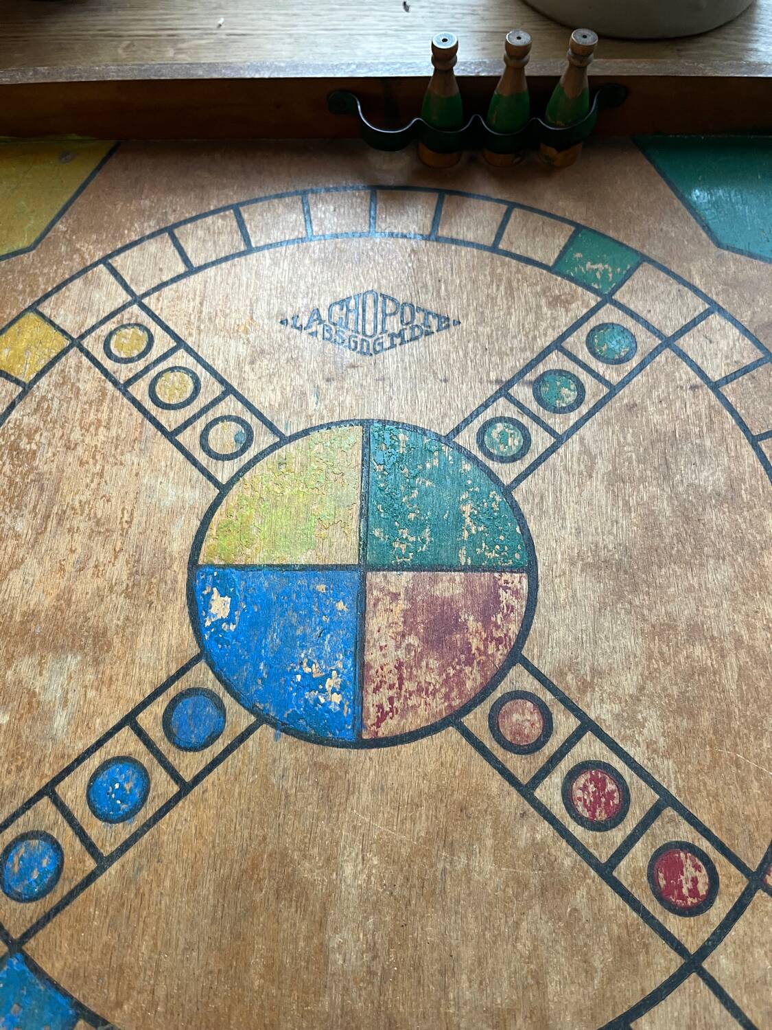 Old wooden game chopotte