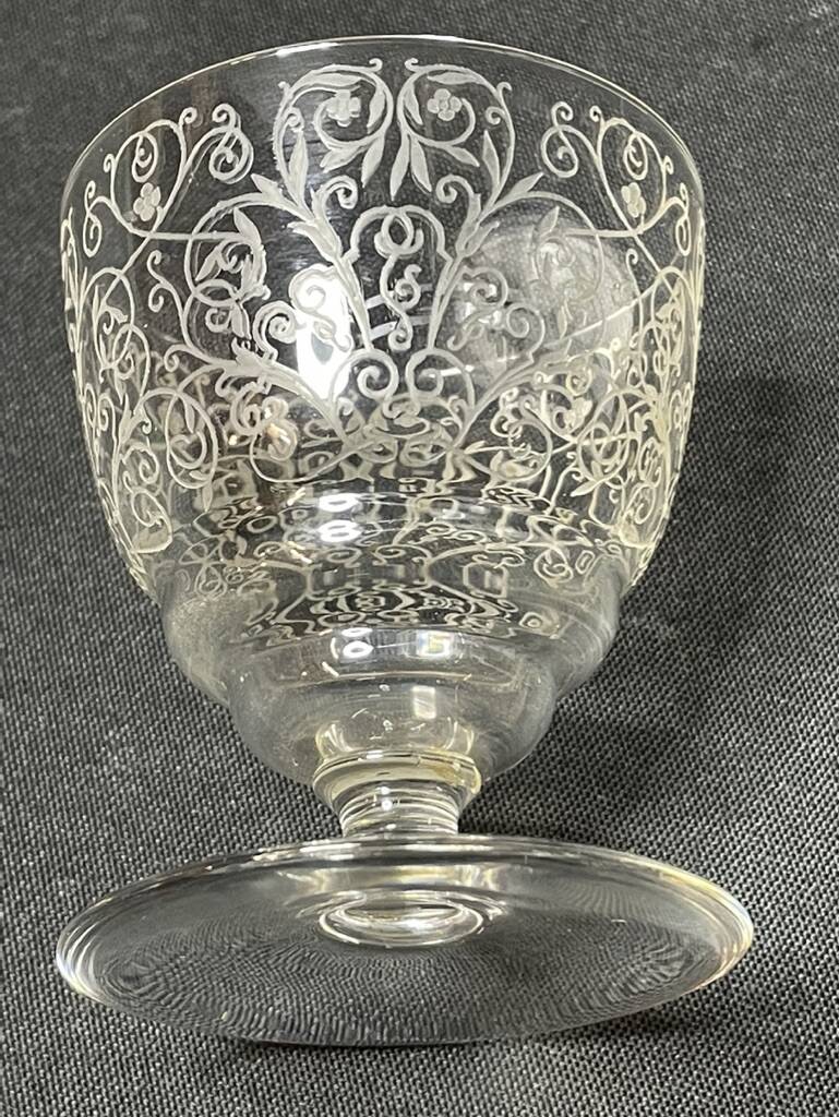6 stamped Baccarat Lulli wine glasses