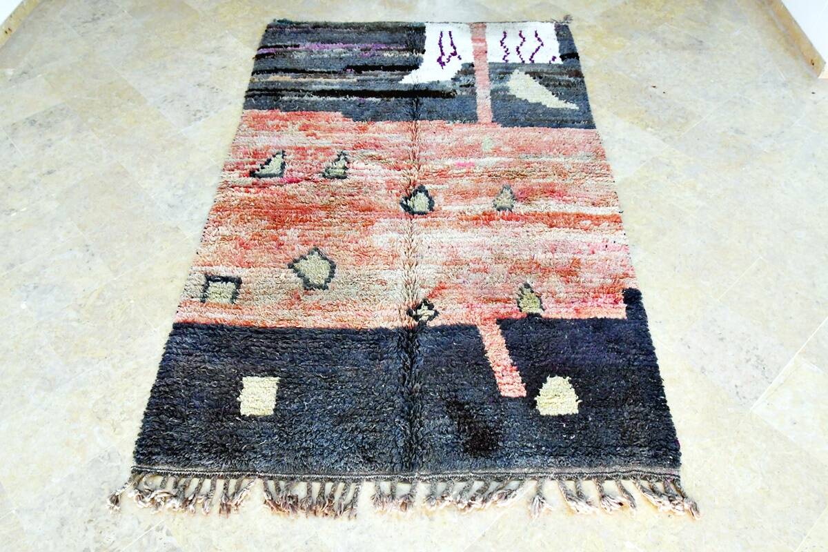 Moroccan Berber rug Boujaad 250 x 160 cm New