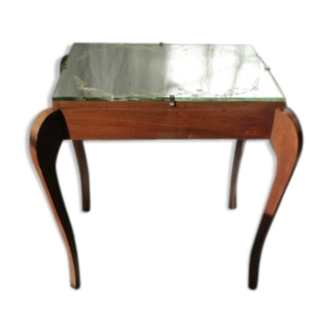 Side table "secrets"
