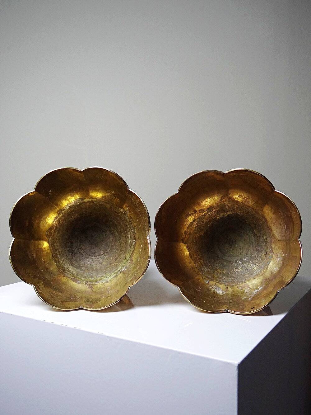 Duo de petits caches-pots en cuivre doré vintages