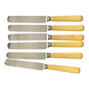 ensemble de couteaux