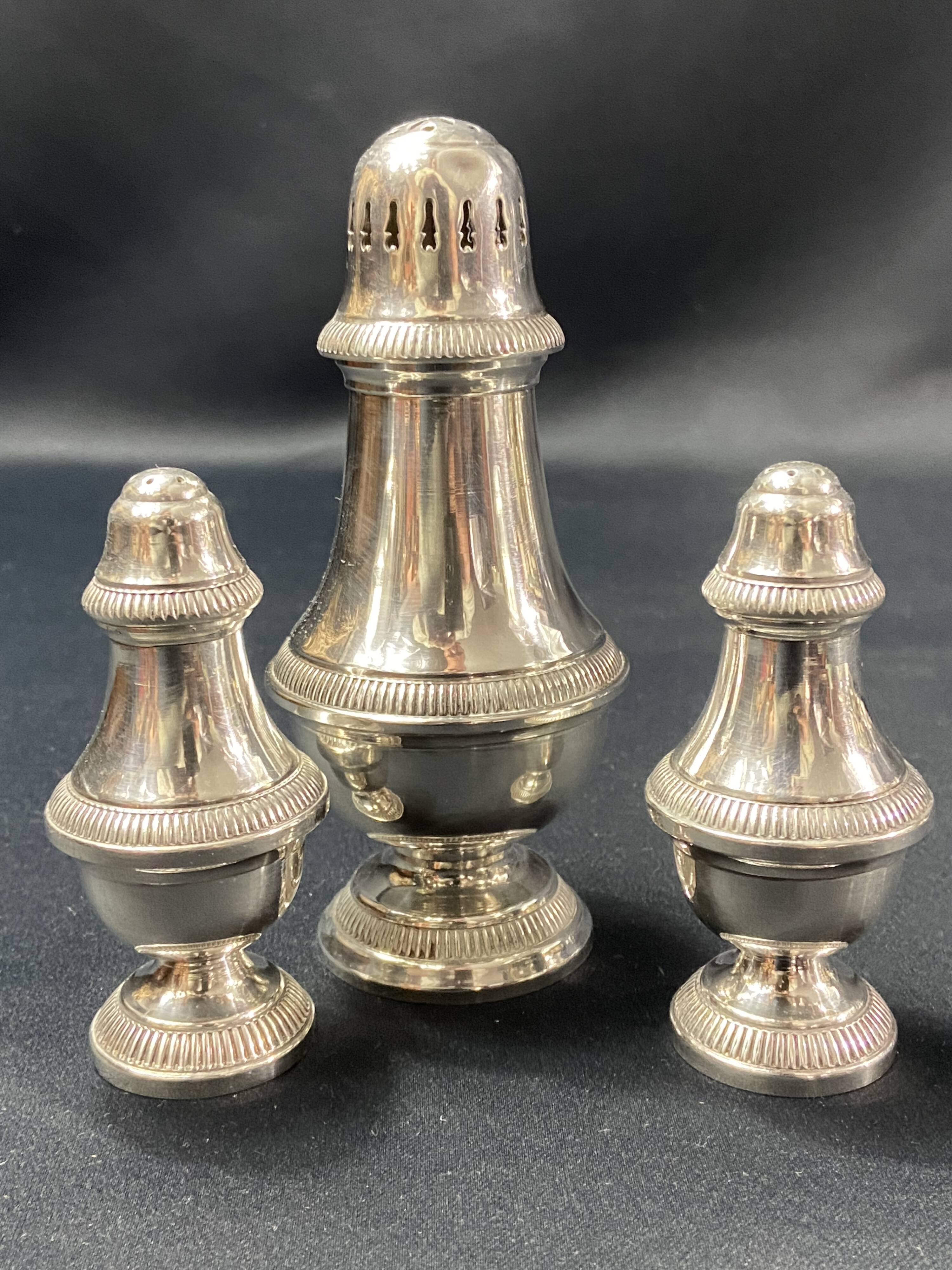 Sugar shaker salt pepper shaker silver metal Louis XVI