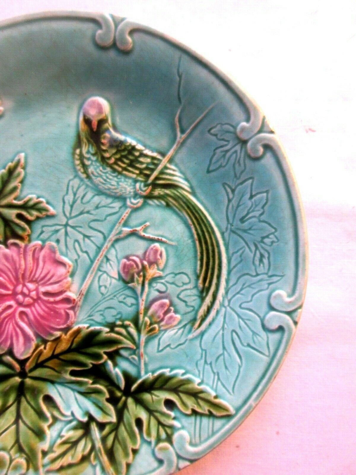 Green background dabbling plate, Art Deco Salins, parakeet and pink lavaters