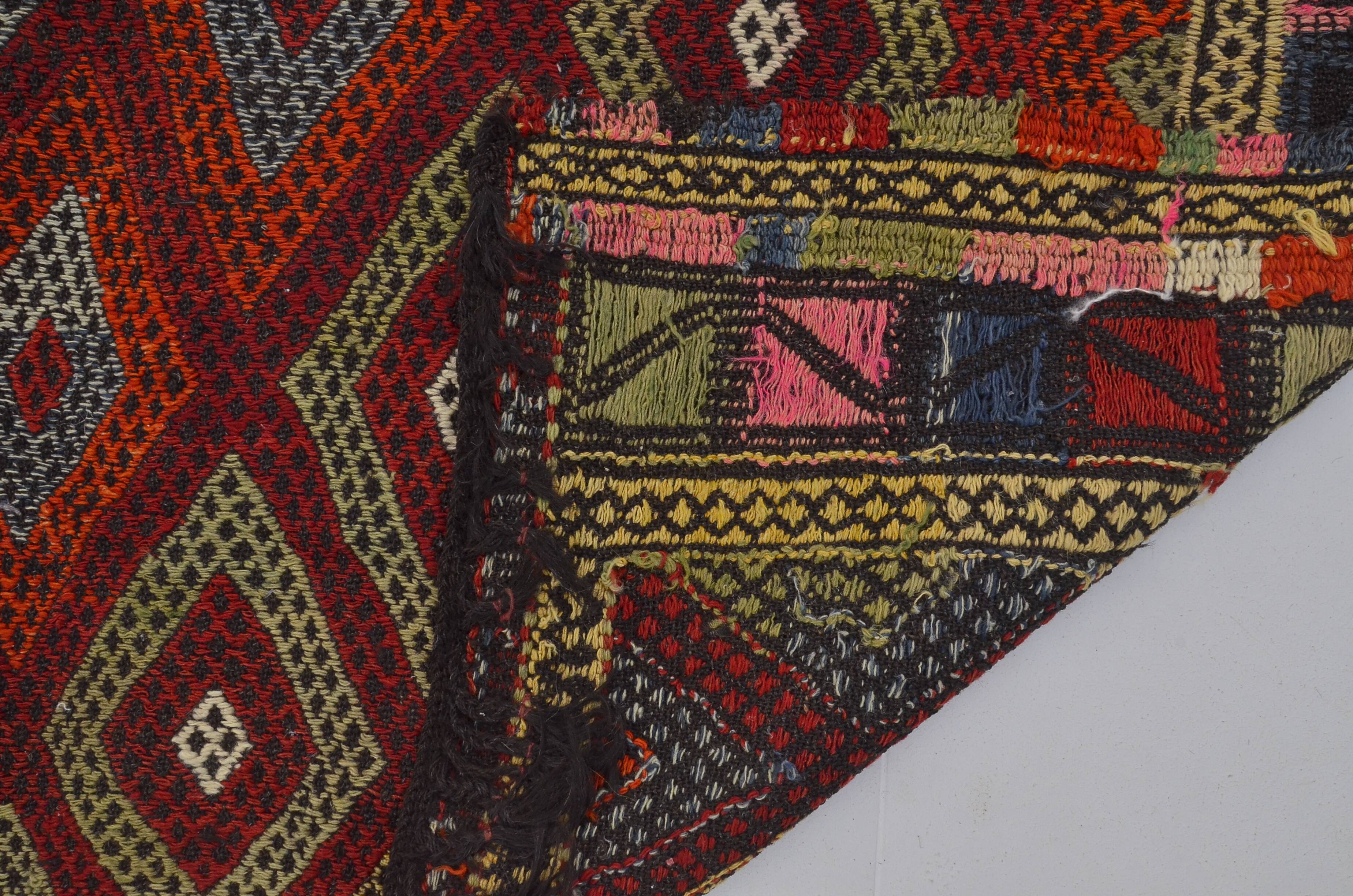 Tapis Kilim anatolien à motifs géométriques