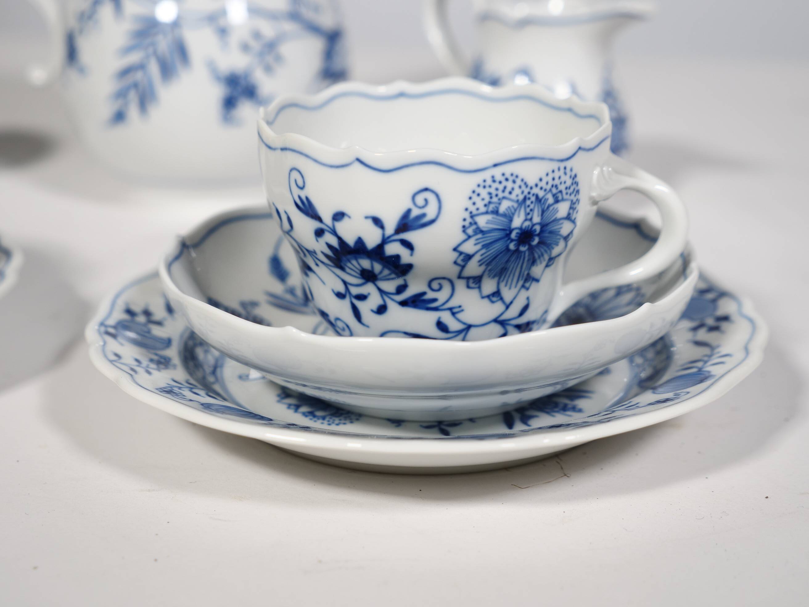 Porcelain Coffee and Tea Service by Meissen in Onion Pattern Decor, 1960s
