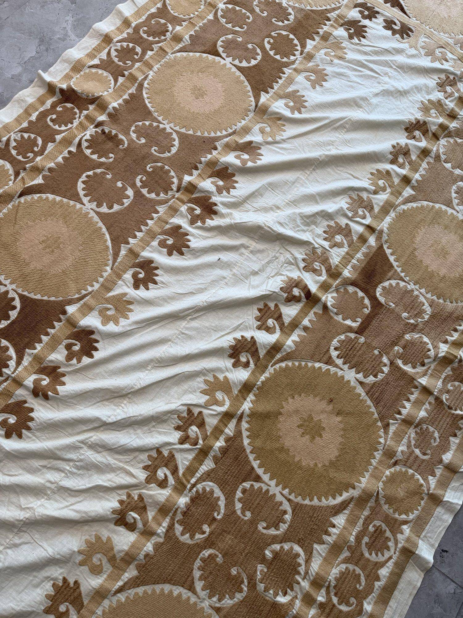 Vintage hand-embroidered tablecloth 154x269 cm