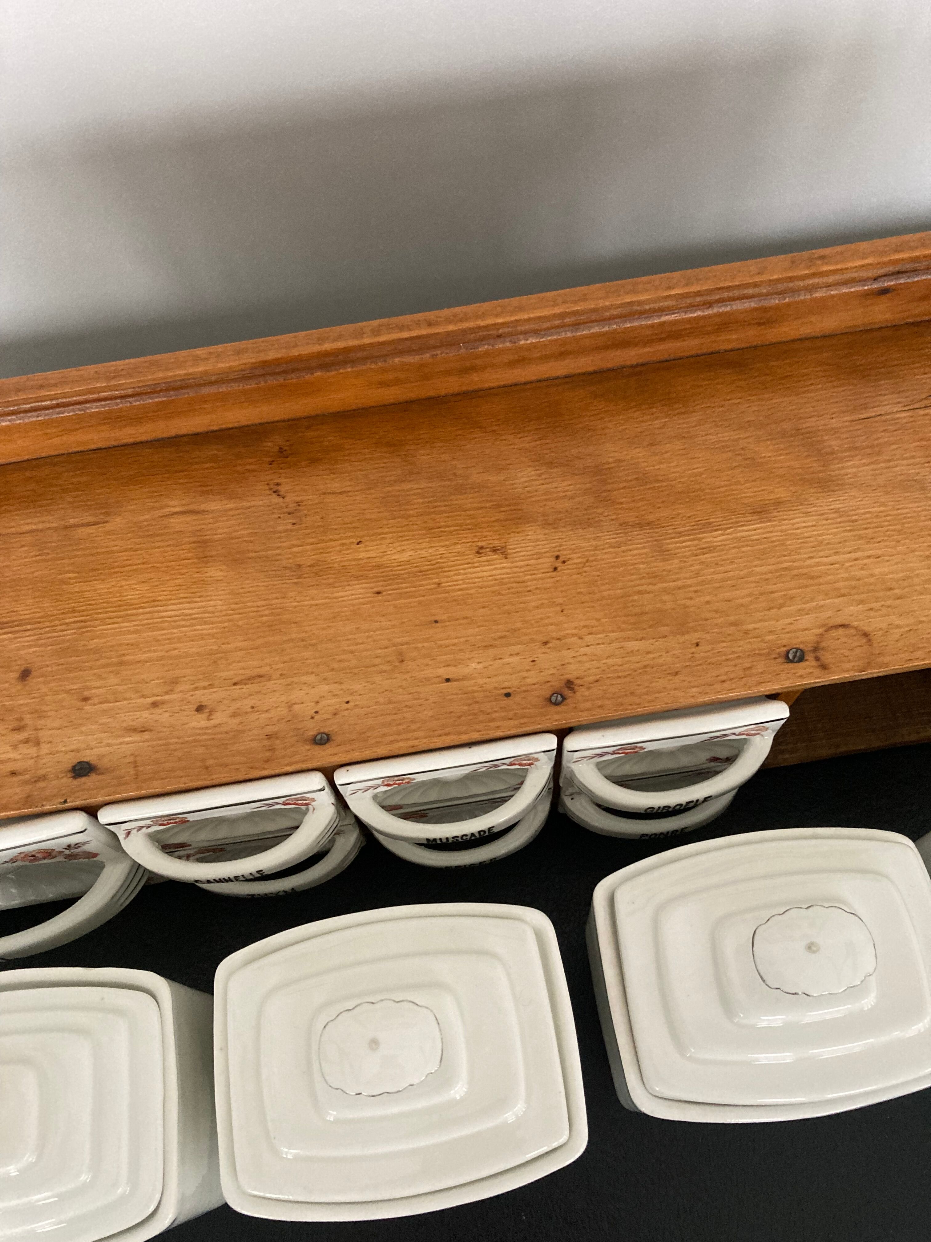 Set wood shelf and Art Deco spice jars