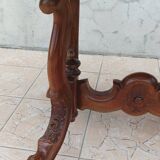 Napoleon III walnut gueridon table