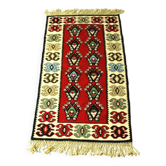Vintage Serbian Pirot kilim, woven in the town of Pirot, Often sold by rug dealers as Turkish or go