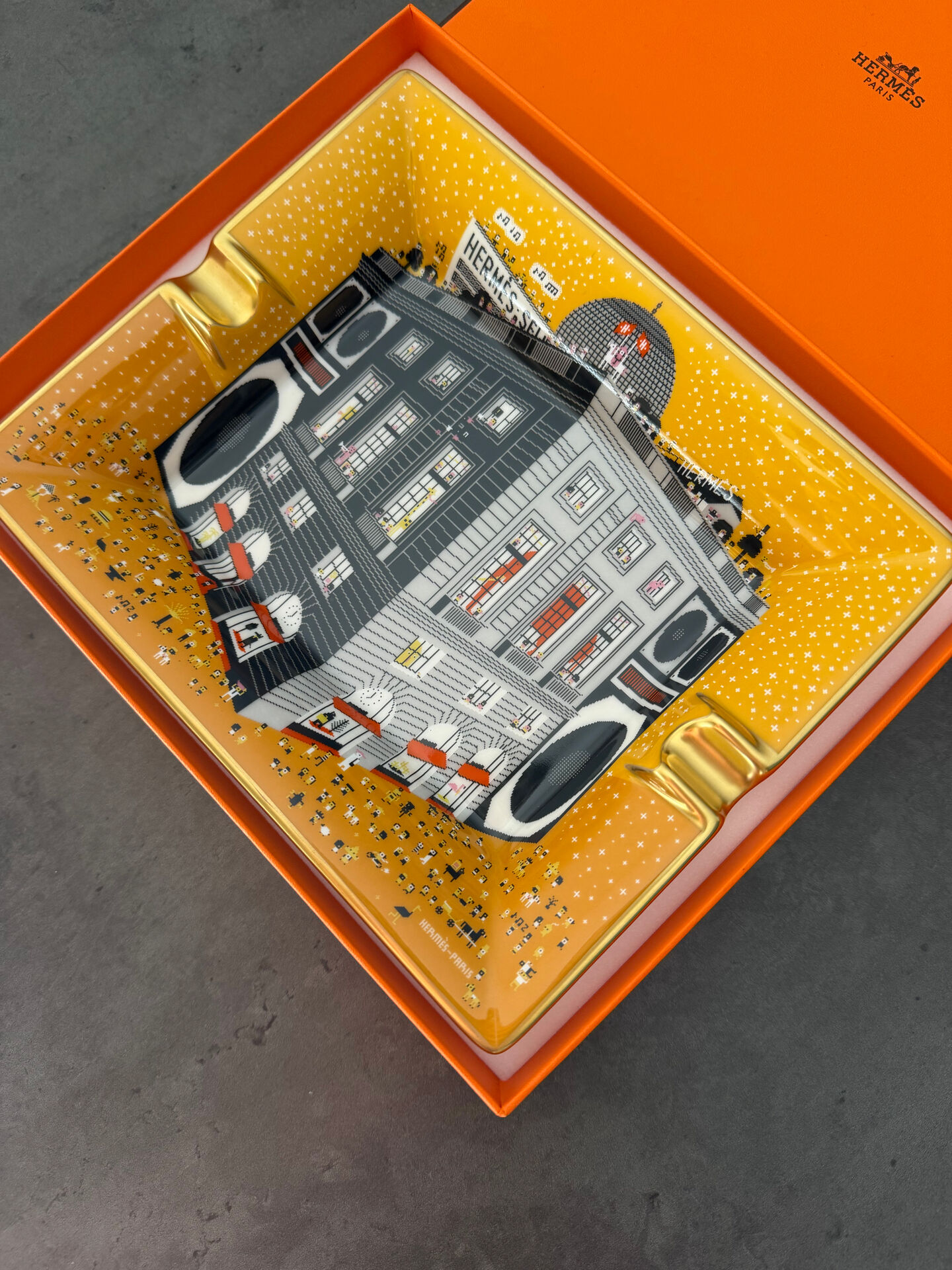 Hermès ashtray