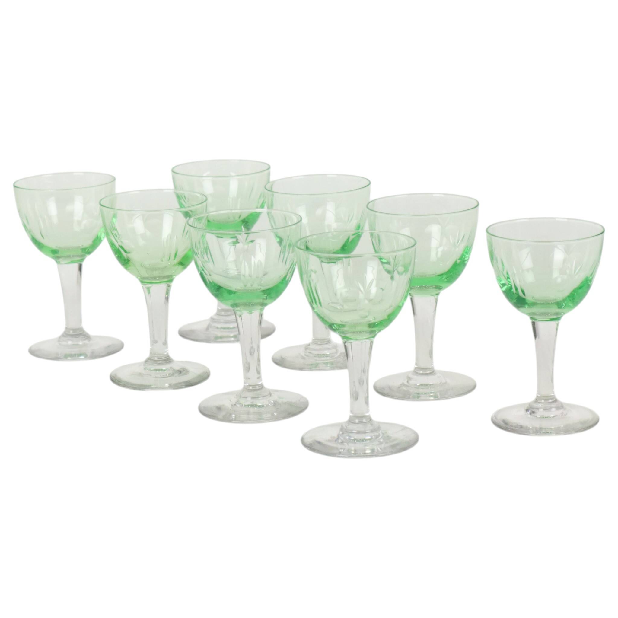Set of 8 Val Saint Lambert Uranium Glass Aperitif Glasses