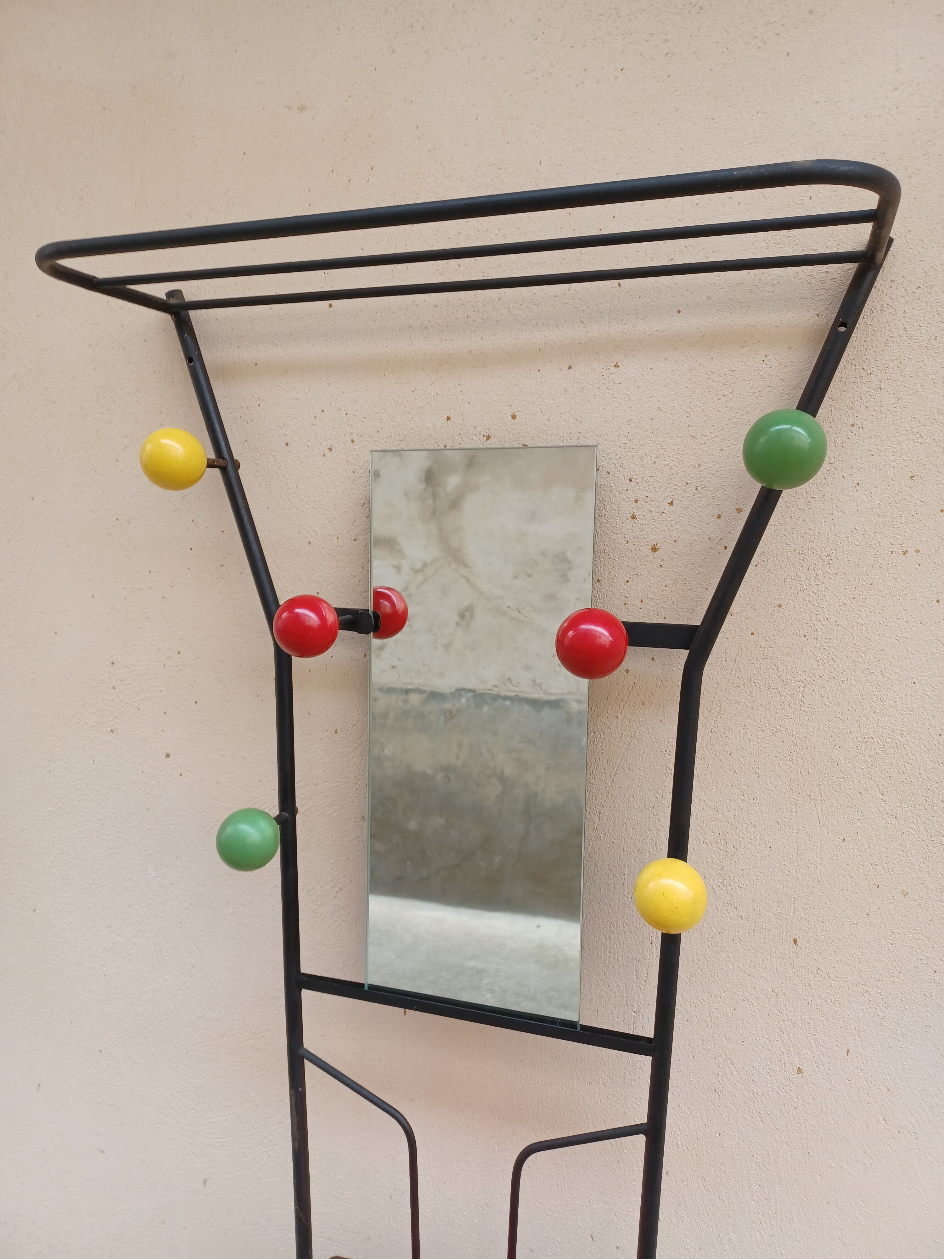 Cloakroom, vintage 50's