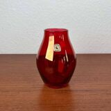 German glass vase from the mid-century modern period by Alfred Taube, 1960s.