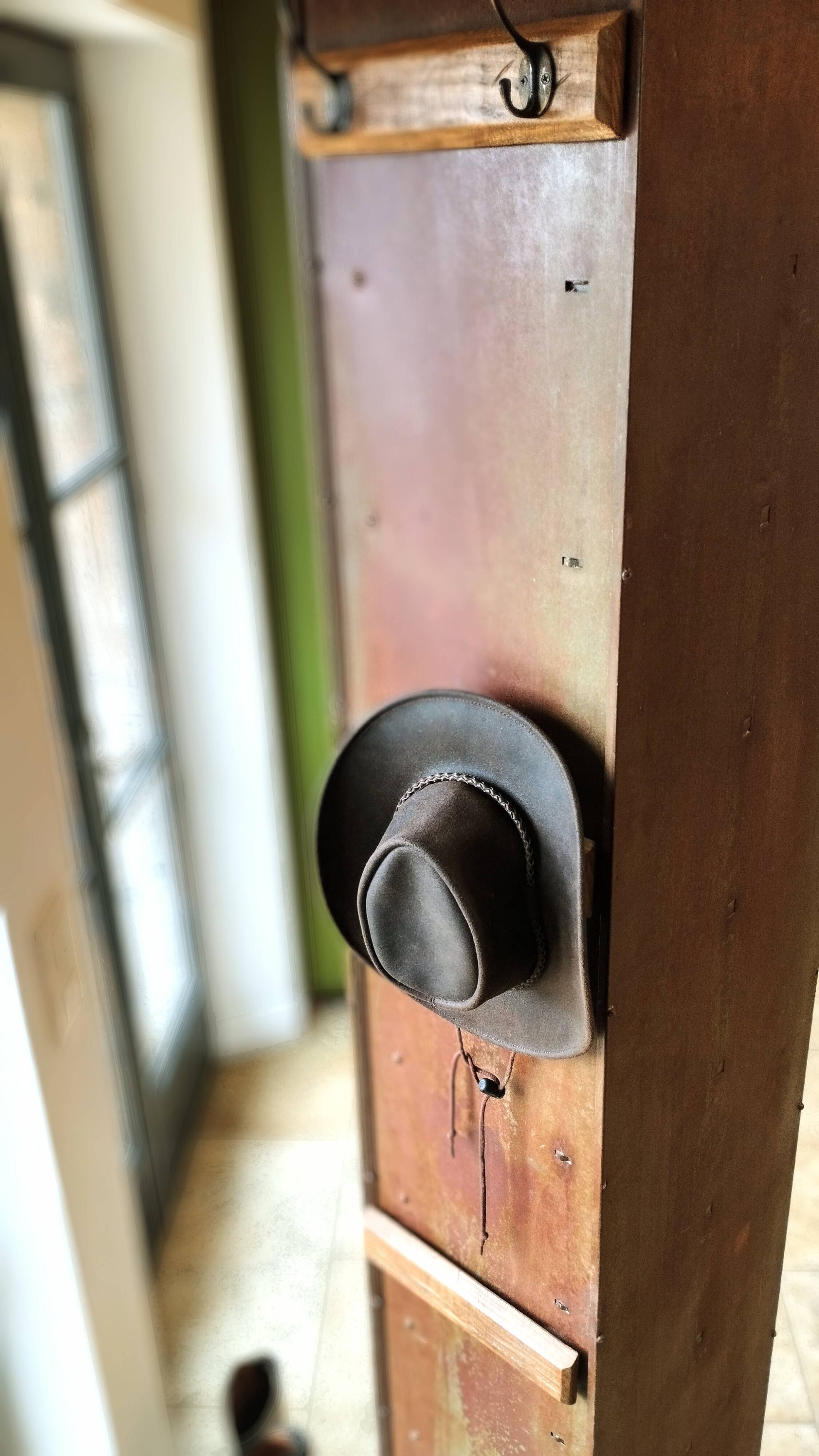 A vintage Roneo industrial flapper from the 1950s with a rusty patina