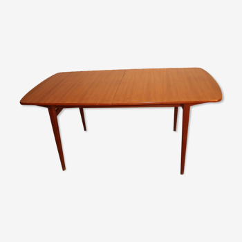 Scandinavian expandable teak dining table circa 1960